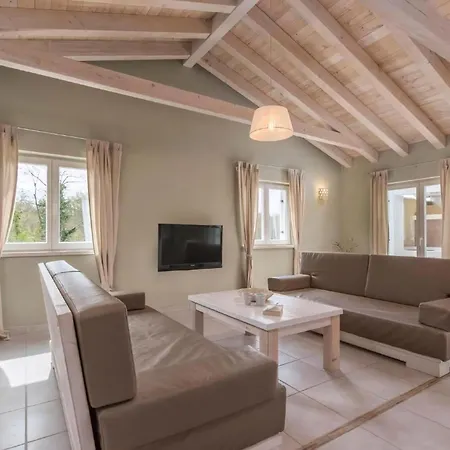 Monet Tatil Evi